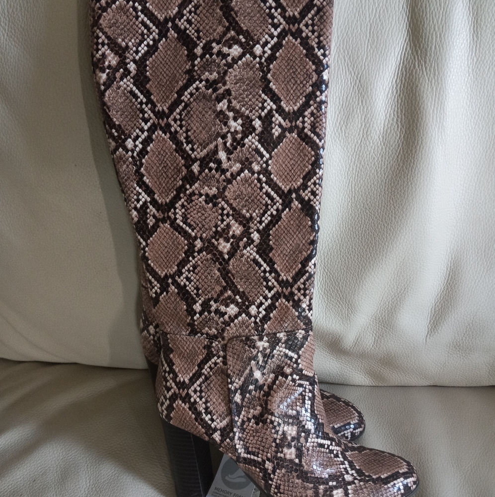 Snake boots